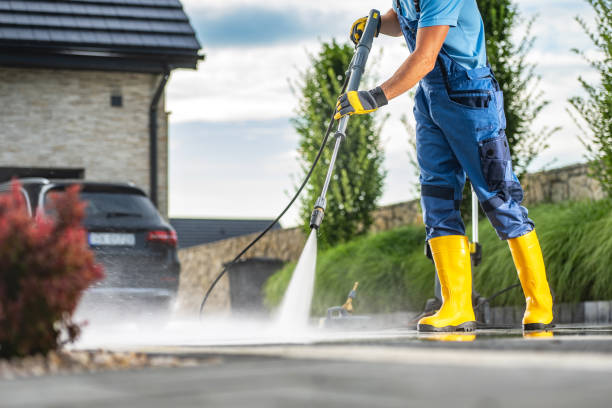 Why Choose Our Certified Pressure Washing Experts for Your Project Needs in Northfield, OH?